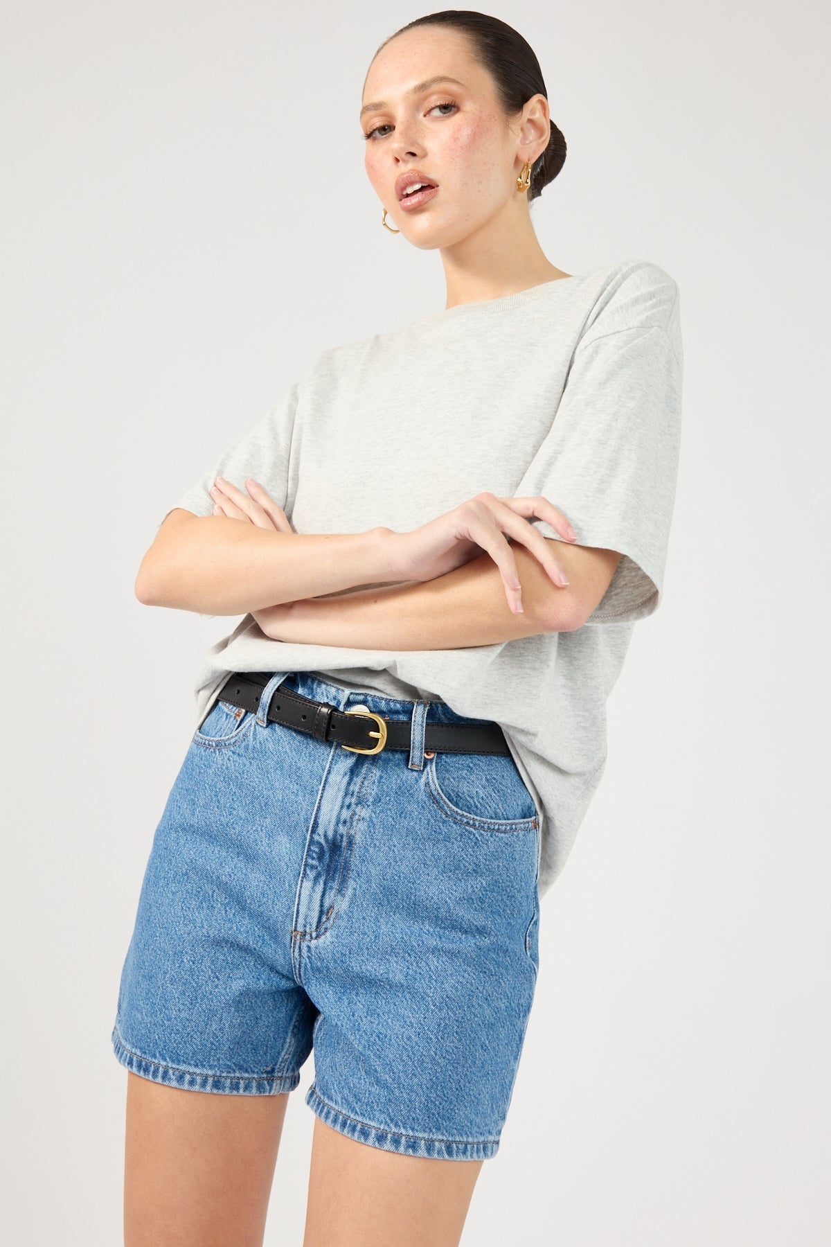 High Moms Short Bold Blue