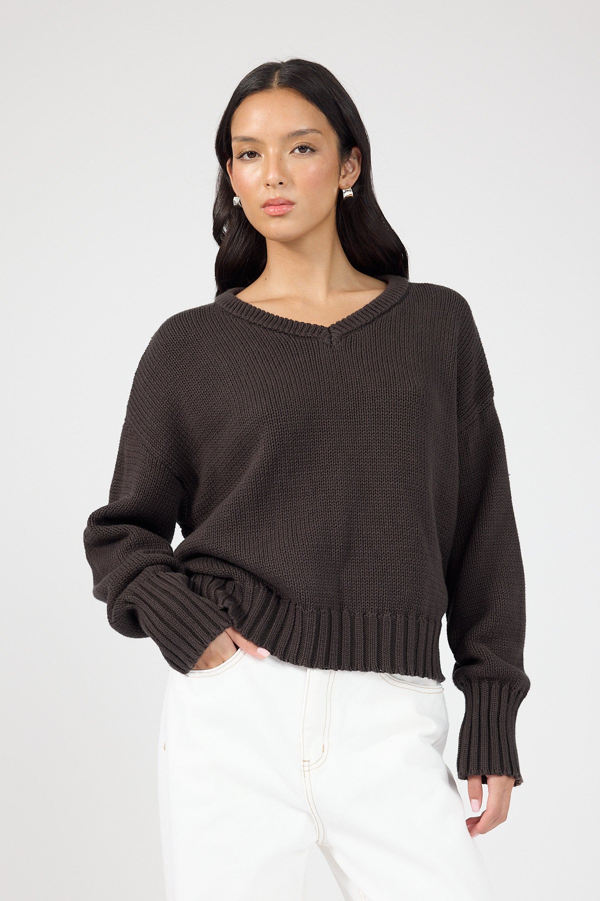 V-neck Knit Jumper Brown