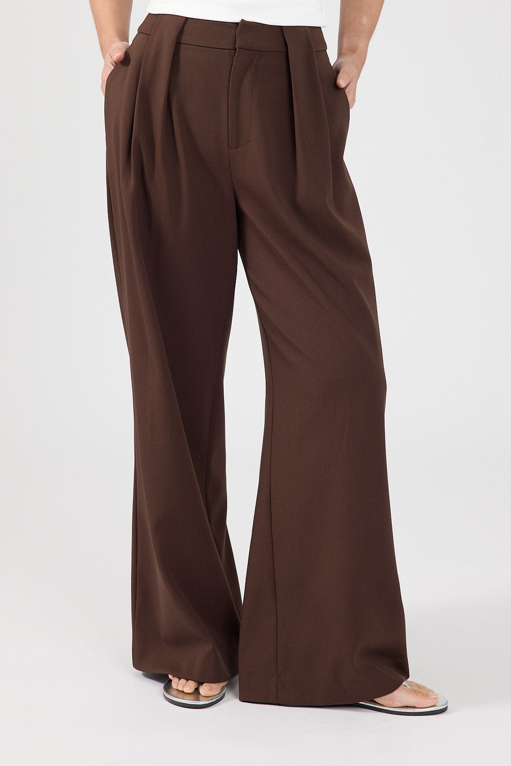 Pleated Pant Brown