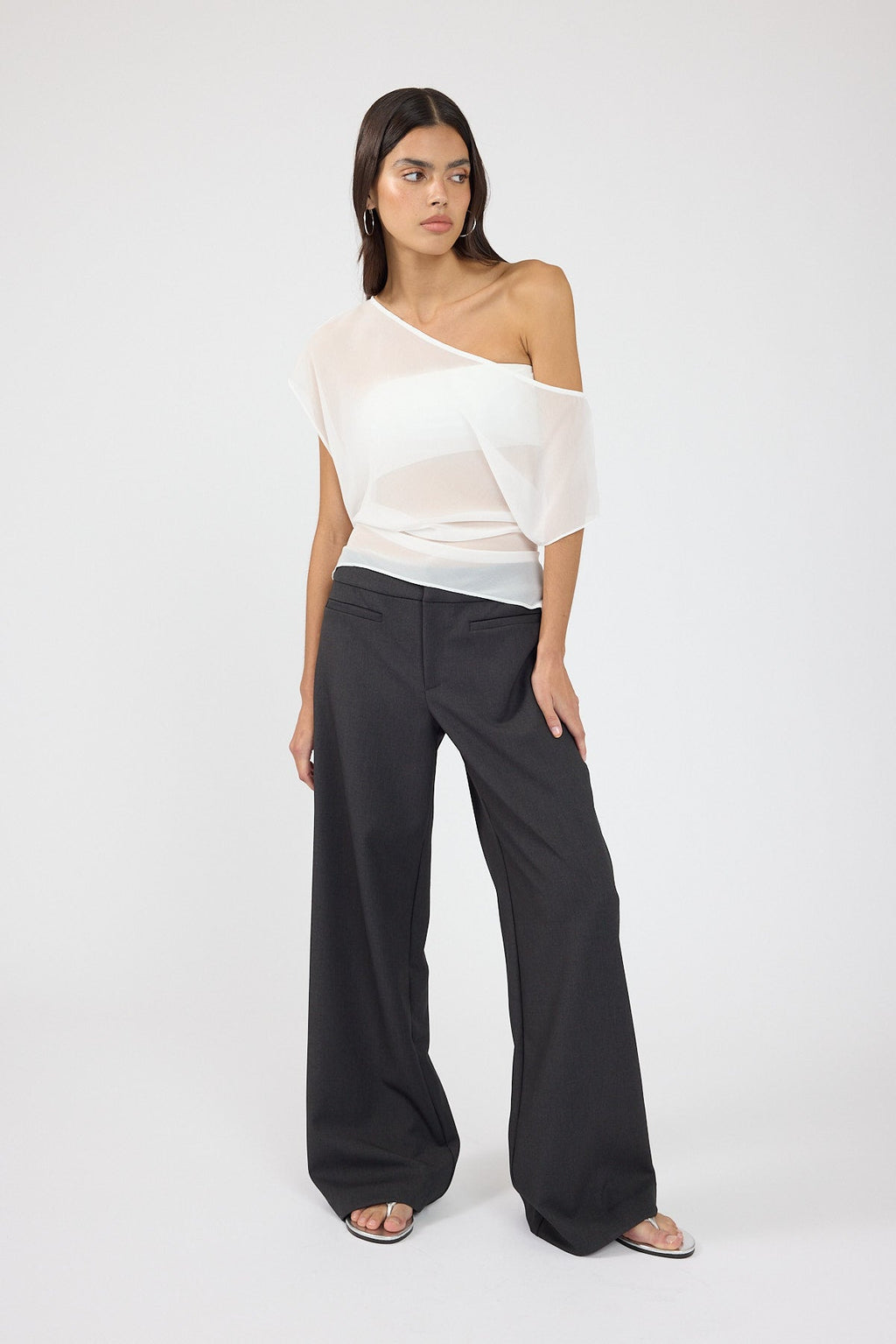 Pantalón de tiro medio carbón