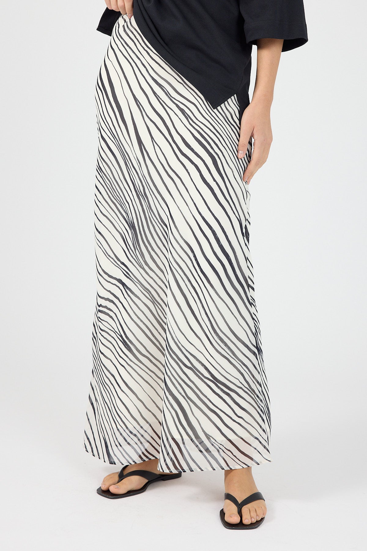 Maxi Skirt Black/White Stripe