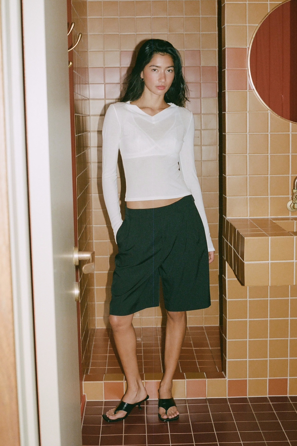 Tailored Longline Short Black