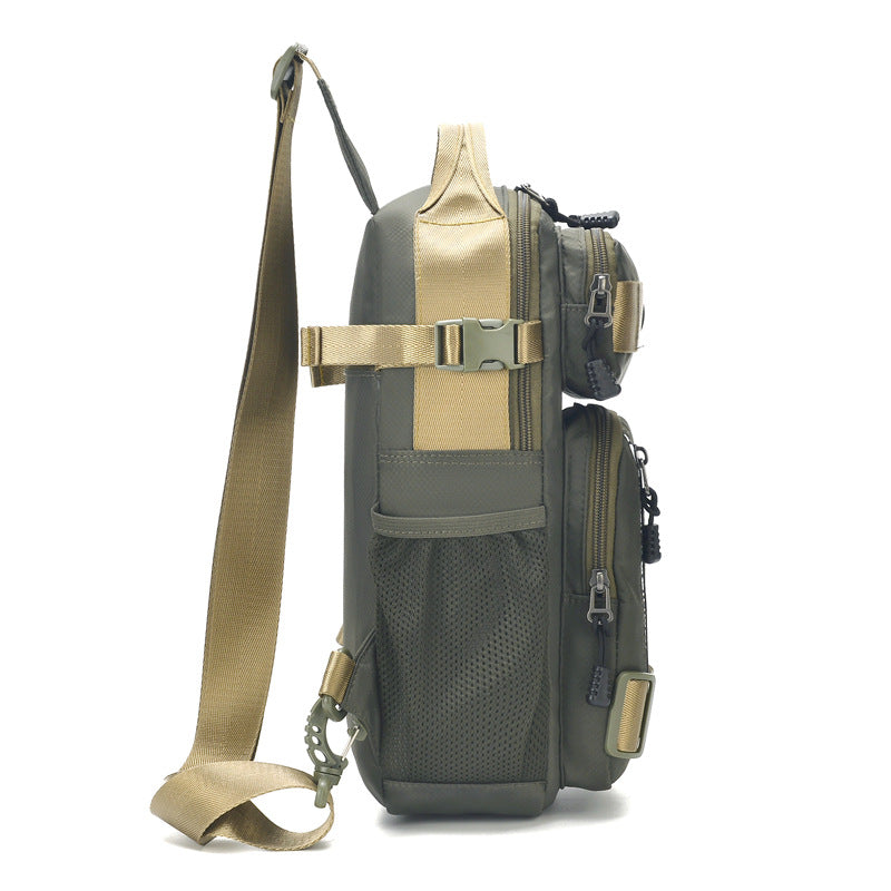 Sac poitrine réglable en tissu Oxford - léger, durable et polyvalent.