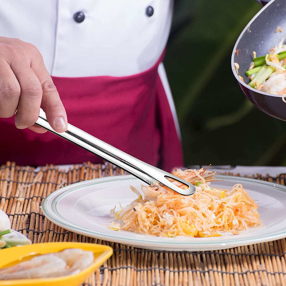 Pinzas de barbacoa de acero inoxidable gratis ¨C multiusos, fáciles de sujetar y limpiar