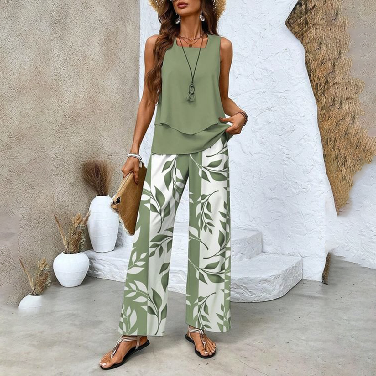 Women¡¯s Trendy Print 2-Piece Outfit ¨C Sleeveless Top & Pants Combo
