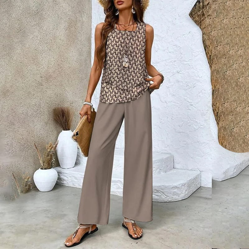 Women¡¯s Trendy Print 2-Piece Outfit ¨C Sleeveless Top & Pants Combo