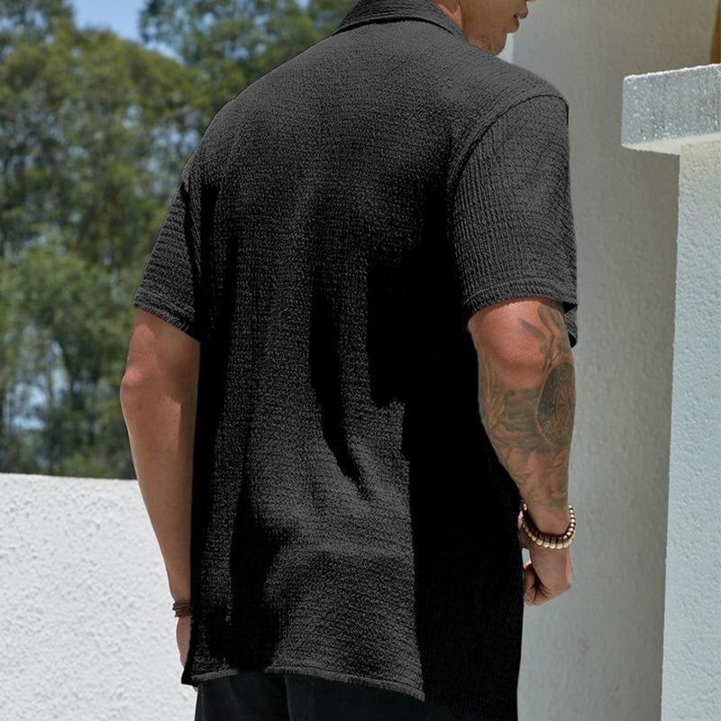 Camicia da uomo con bottoni sul davanti e tessuto lavorato