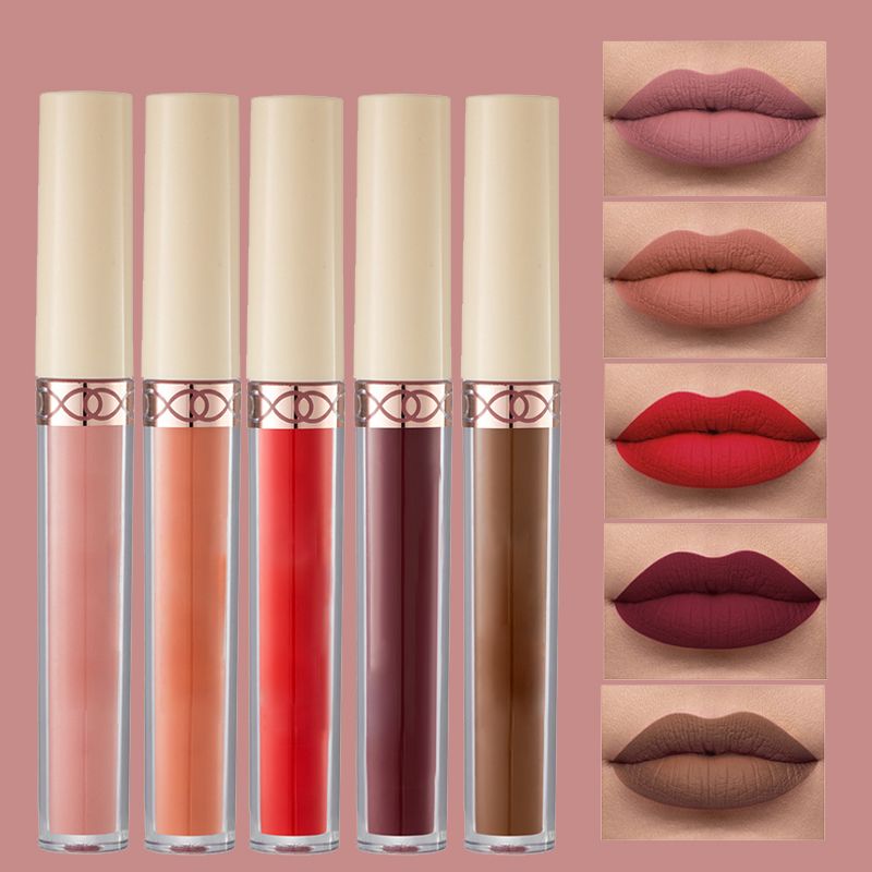 Vloeibare fluweelmatte lippenstift in 12 kleuren