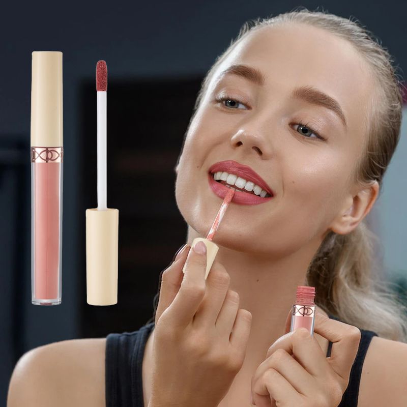 Vloeibare fluweelmatte lippenstift in 12 kleuren