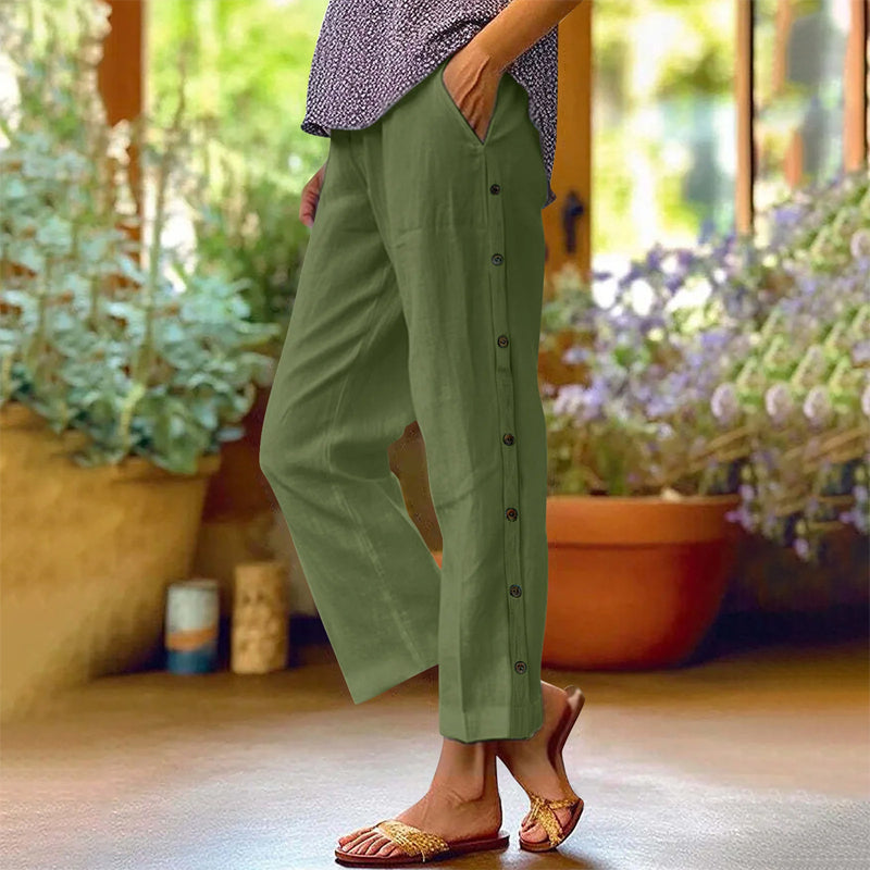 Pantaloni casual cropped dalla vestibilità ampia, a tinta unita, con bottoni laterali