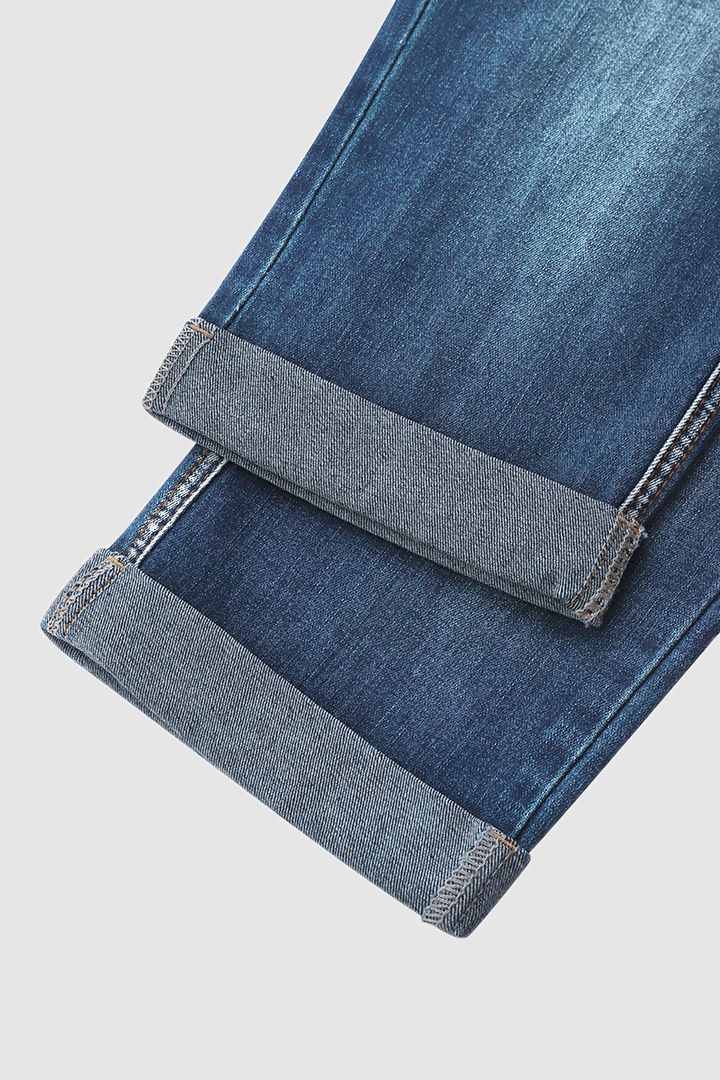 Caprijeans met scheuren en omgeslagen zoom