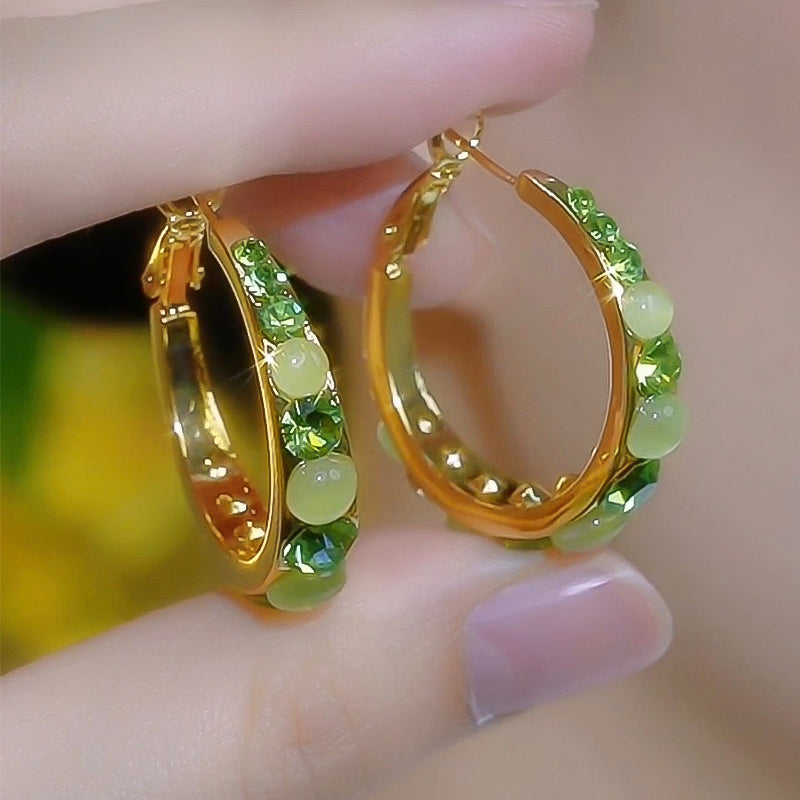 Pendientes ligeros, versátiles y brillantes para mujer gratis