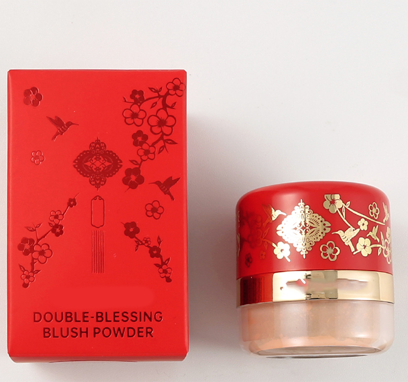 Blush in polvere compatto con applicatore a piumino
