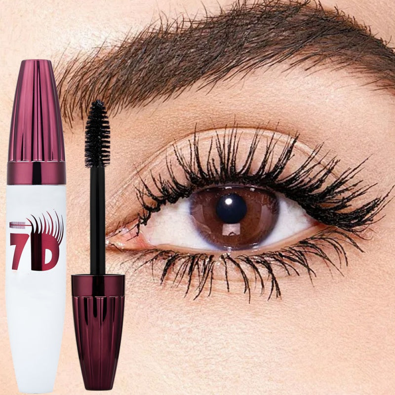FreeMascara for curl and length without smudging