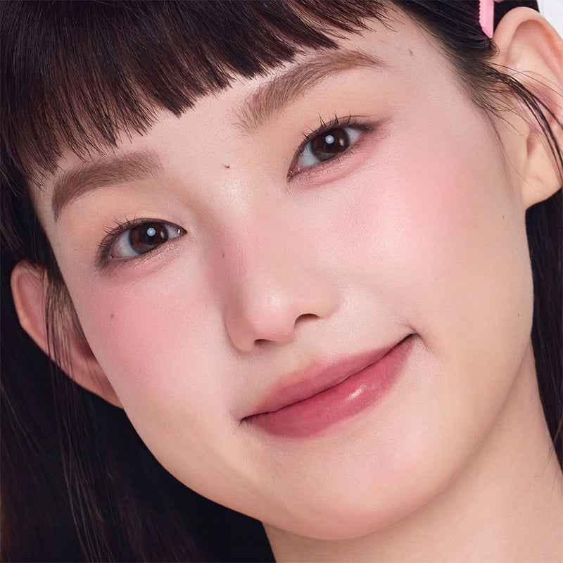 Stick blush liquide longue tenue au fini naturel