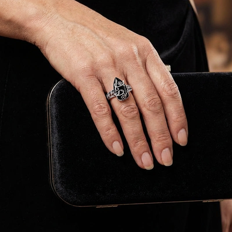 Bague bohème vintage ornée de lianes florales