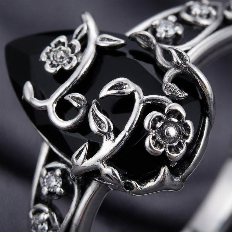 Bague bohème vintage ornée de lianes florales