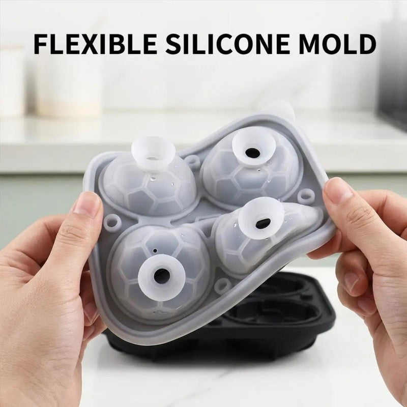 Bandeja gratuita de silicona para cubitos de hielo con forma de balón de fútbol ¨C cubitos de 5.5 cm, derretimiento lento y diseño a prueba de fugas