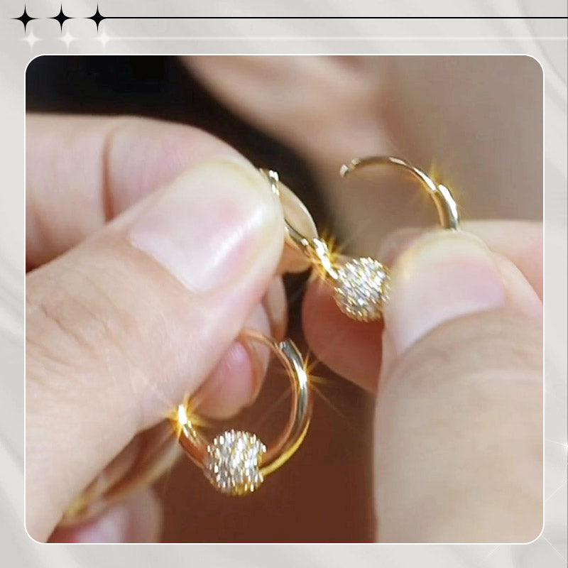 Pendientes de aro dorados gratis con pequeña bola