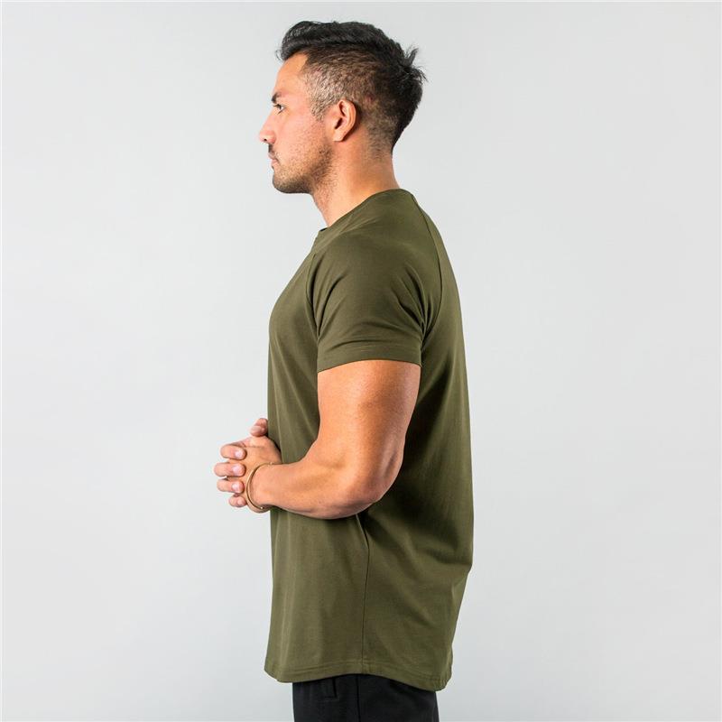 T-shirt traspirante da fitness da uomo, modello muscoloso