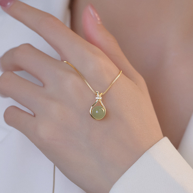 Elegante hangerketting van Hetian-jade