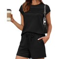 Completo da donna composto da T-shirt con pinces e pantaloncini con coulisse, 2 pezzi