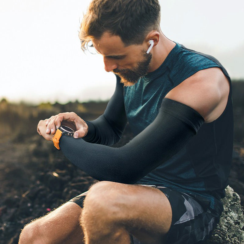 Sporty Cooling Compression Sleeves with UV Protection ¨C Cool, Protective, and Perfect for Outdoor Sports