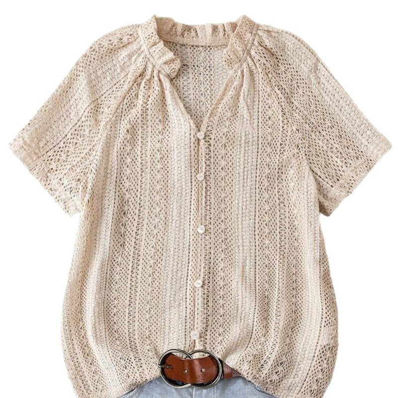Top de punto calado informal con botones para verano