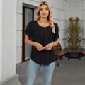 Camicetta da donna con maniche a petalo e collo plissettato