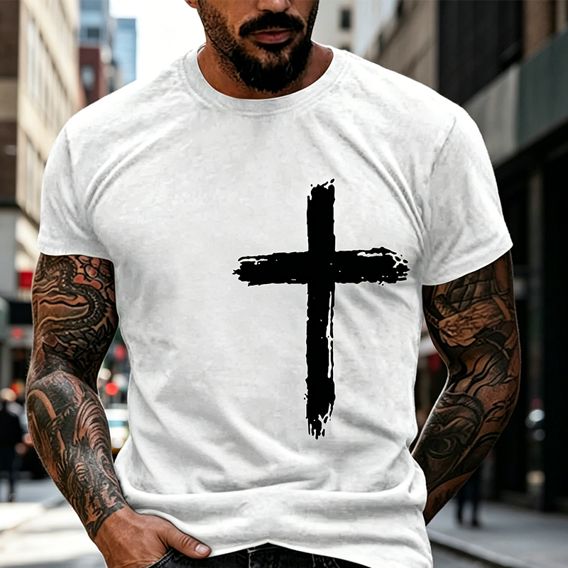 Camiseta con estampado de cruz y temática religiosa para hombre
