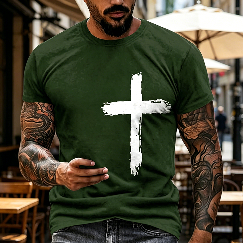 Camiseta con estampado de cruz y temática religiosa para hombre