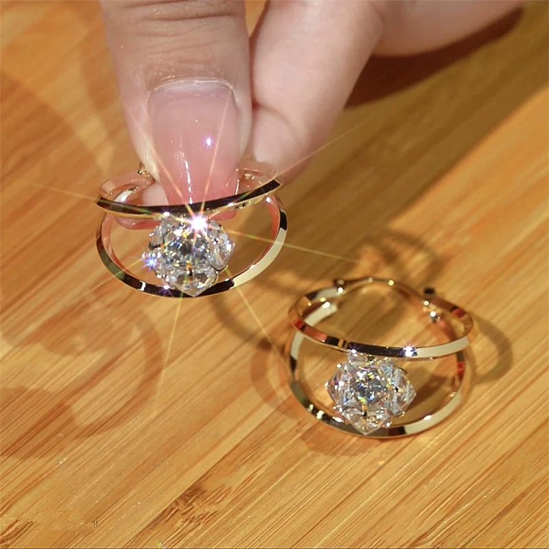 Pendientes de doble aro con bolas de zirconia brillantes