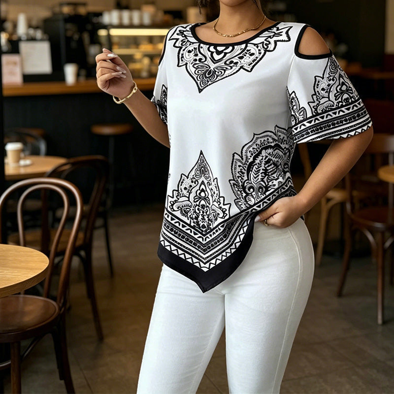 Camiseta boho chic de manga corta, con hombros descubiertos y dobladillo irregular
