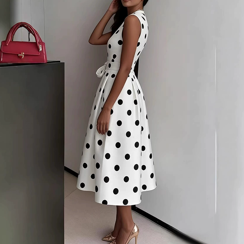 Abito da donna senza maniche con scollo a V e stampa a pois