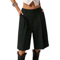 Pantaloncini bermuda da donna dal taglio ampio
