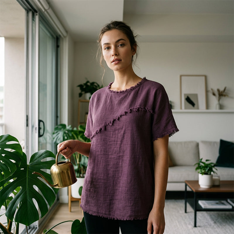 Women¡¯s Summer Top with Raw Edge Paneling