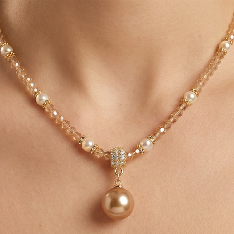 GratisCadena elegante de perlas sintéticas para mujer