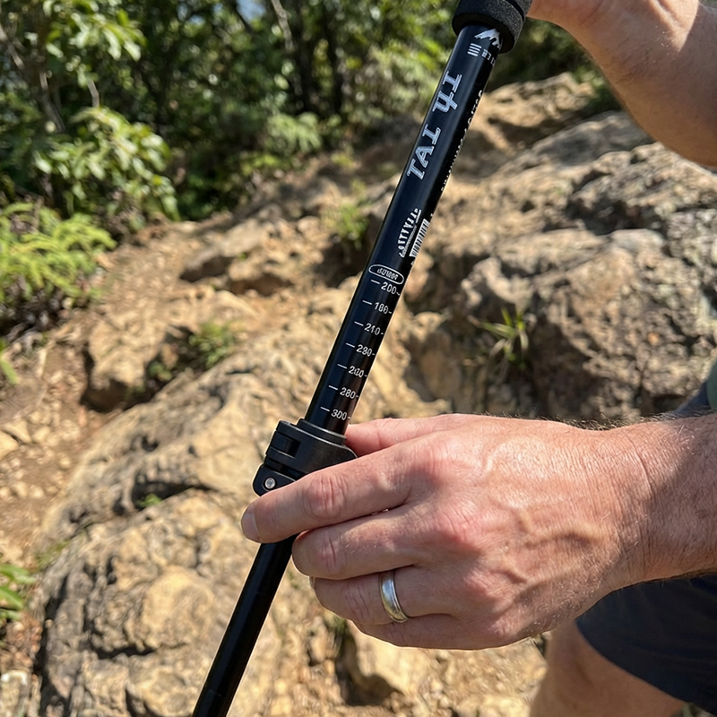 Bâton de trekking réglable en alliage d’aluminium