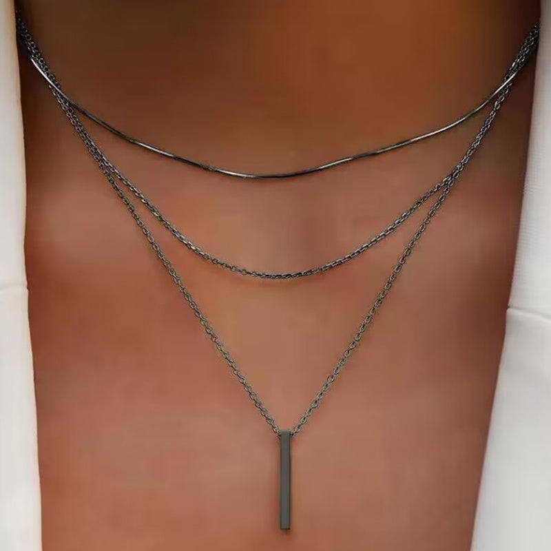 Elegante meerlaagse ketting met verfijnde hanger