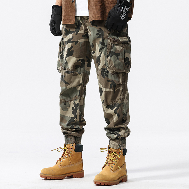 Pantaloni cargo casual da uomo mimetici con risvolto