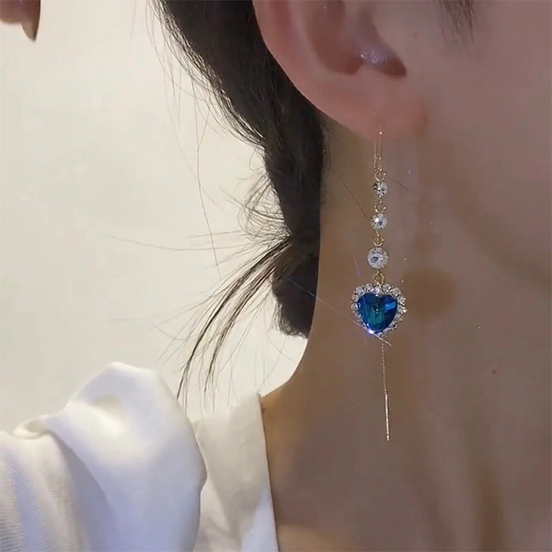 Cadeau idéal - Exquises boucles d’oreilles pendantes avec cœur bleu en pierre synthétique
