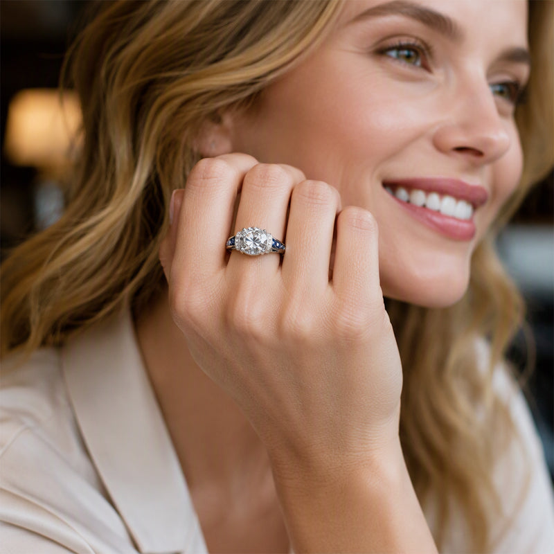 Elegante anello cocktail in zirconia cubica