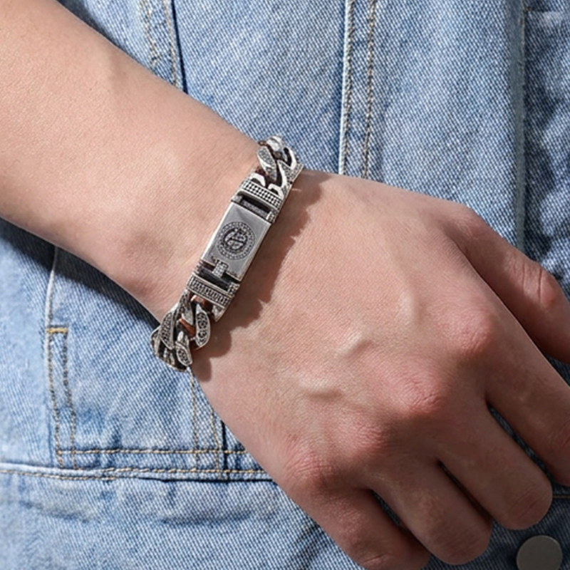 Retro armband voor heren met zeslettergrepige mantra