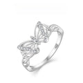 Bague raffinée et délicate ornée d'un papillon