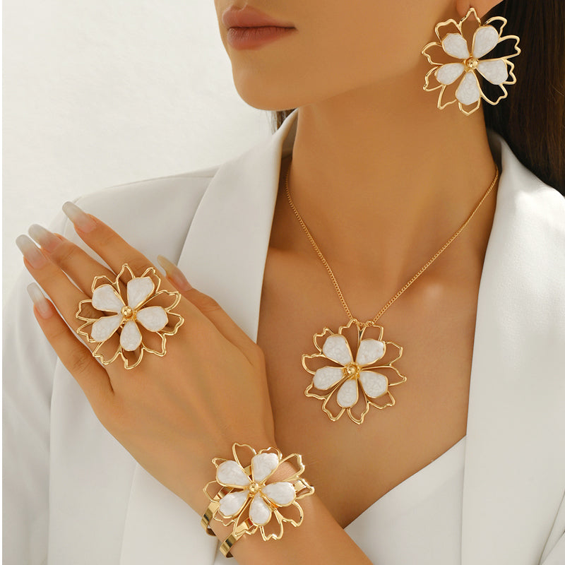 Elegant Double Layer Hollow Flower Jewelry